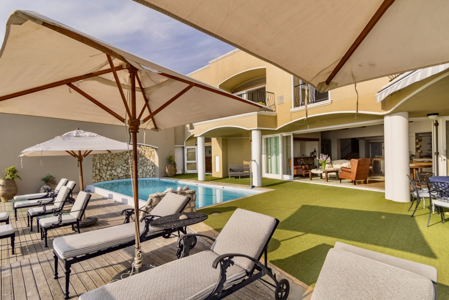 7 Bedroom Property for Sale in Yzerfontein Western Cape
